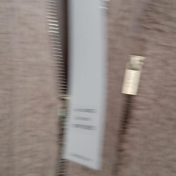 NWT Calvin Klein Tan Fluffy Vest Size Large - Picture 2 of 4